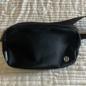 Lululemon belt bag